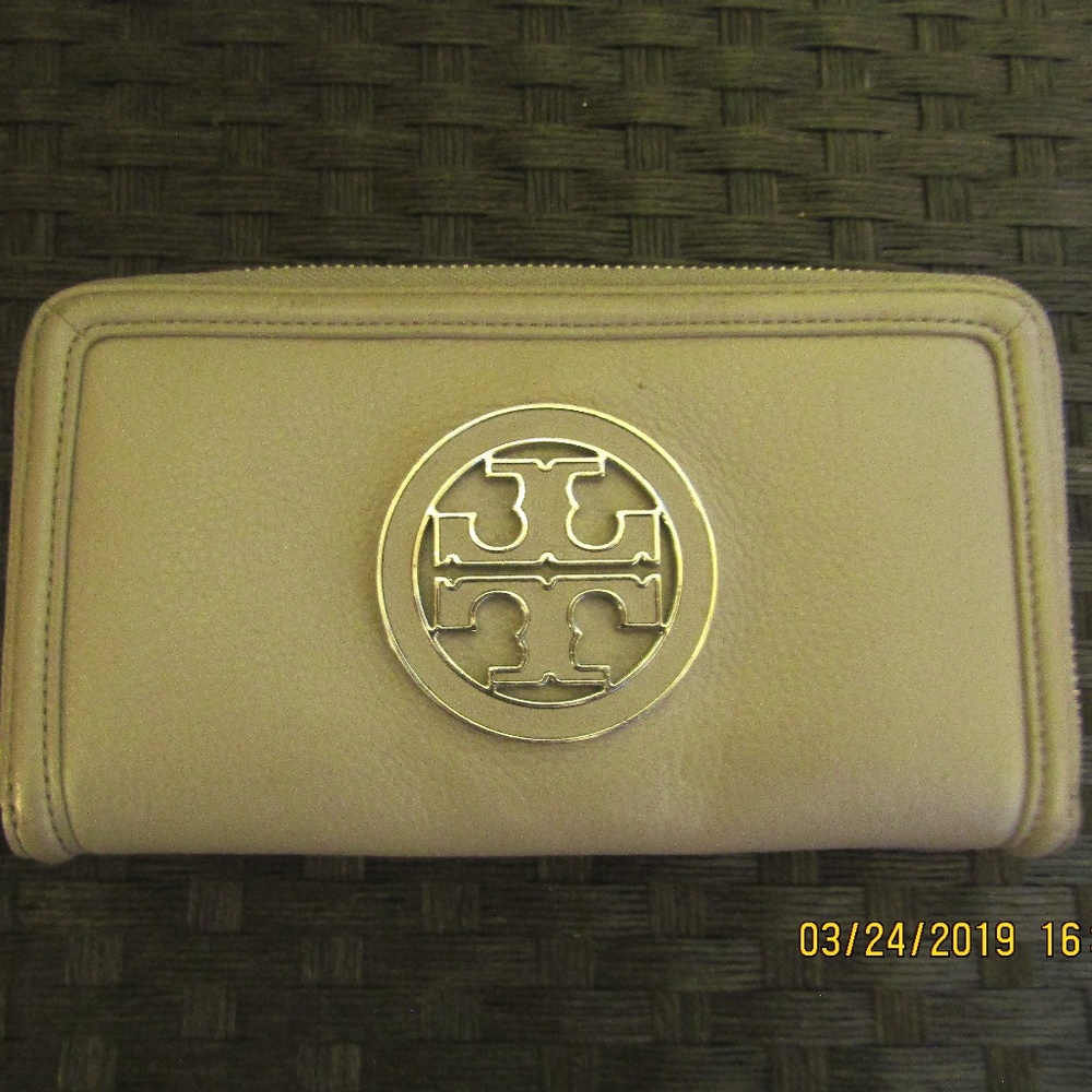 Tory Burch Wallet